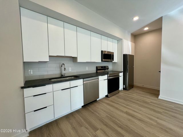 1108 Castle Street 104, Wilmington, NC 28401