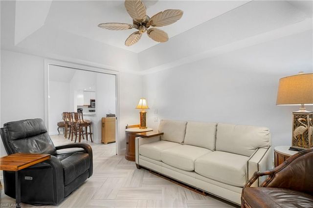 22180 Tallwood CT # 805, Estero, FL 33928