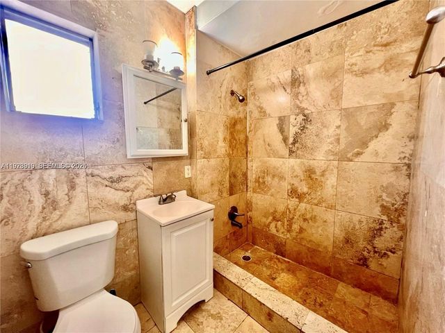 6940 Bay Dr 7, Miami Beach, FL 33141