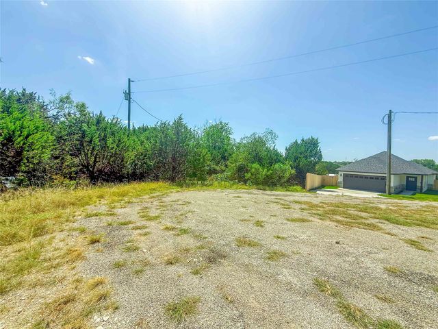 5712 Vanessa Court, Granbury, TX 76048
