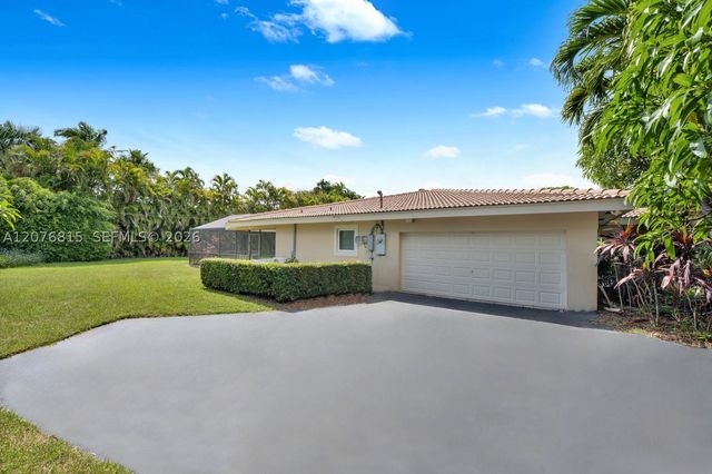 11805 SW 62nd Ave, Pinecrest, FL 33156