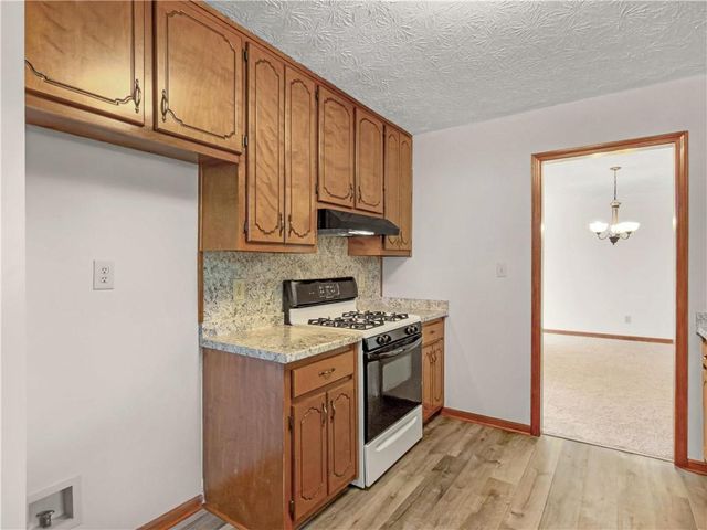 518 Club Valley Drive, Mcdonough, GA 30281