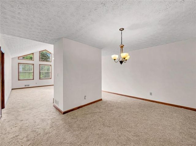 518 Club Valley Drive, Mcdonough, GA 30281