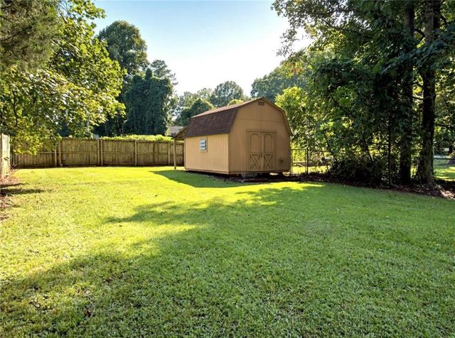 518 Club Valley Drive, Mcdonough, GA 30281