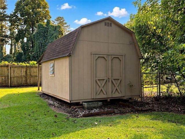 518 Club Valley Drive, Mcdonough, GA 30281