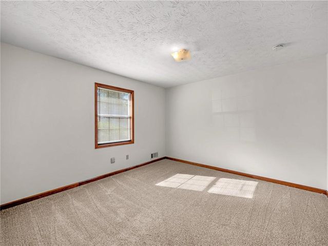 518 Club Valley Drive, Mcdonough, GA 30281