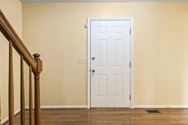 6921 Woodland View Drive, Liberty Twp, OH 45044