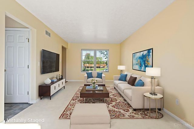 6921 Woodland View Drive, Liberty Twp, OH 45044