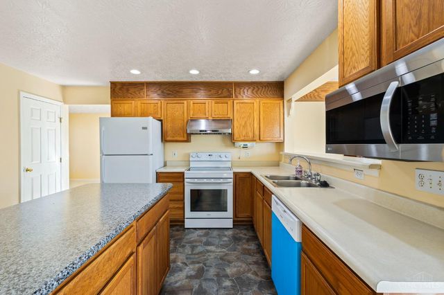 6921 Woodland View Drive, Liberty Twp, OH 45044