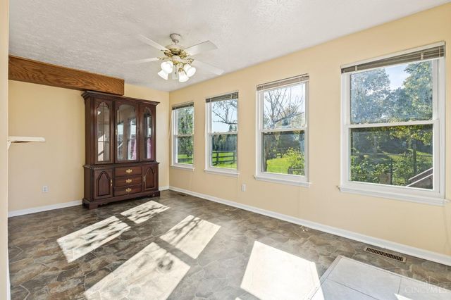 6921 Woodland View Drive, Liberty Twp, OH 45044