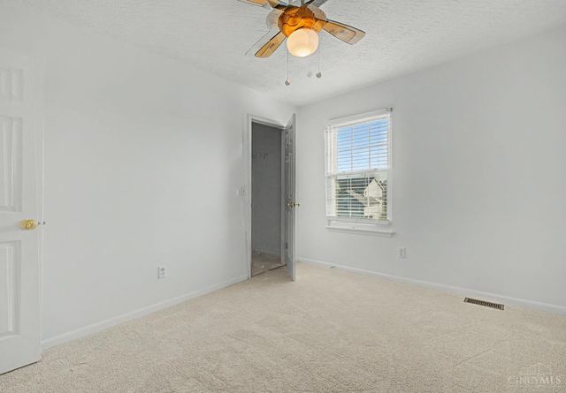 6921 Woodland View Drive, Liberty Twp, OH 45044