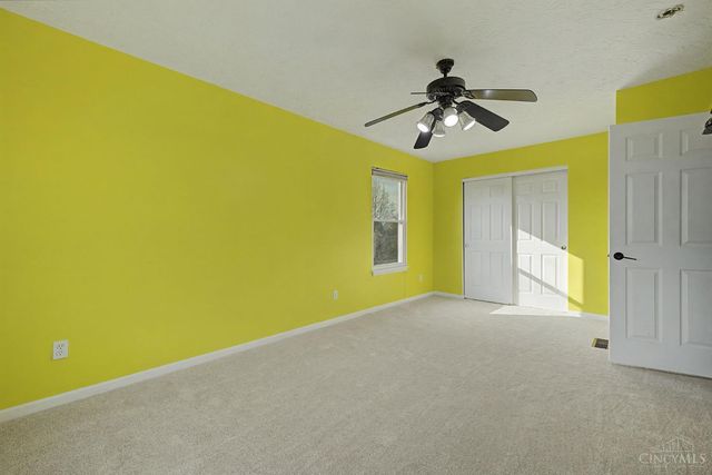 6921 Woodland View Drive, Liberty Twp, OH 45044