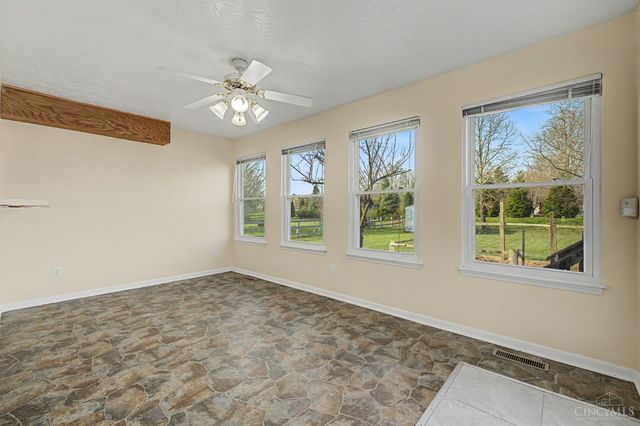 6921 Woodland View Drive, Liberty Twp, OH 45044