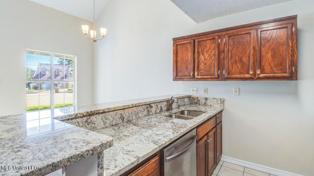 2390 Merlin Cove, Biloxi, MS 39531