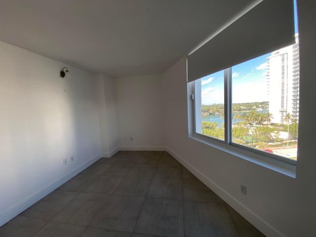 5401 Collins Avenue 620, Miami Beach, FL 33140
