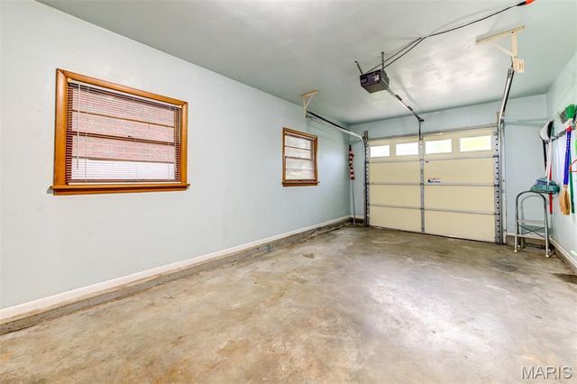 8812 McNulty Drive, St Louis, MO 63114