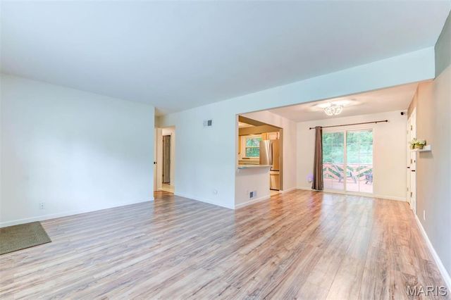 8812 McNulty Drive, St Louis, MO 63114