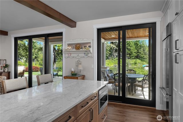 1061 E Ballantrae Drive, Shelton, WA 98584