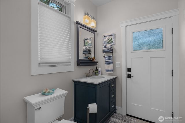 1061 E Ballantrae Drive, Shelton, WA 98584