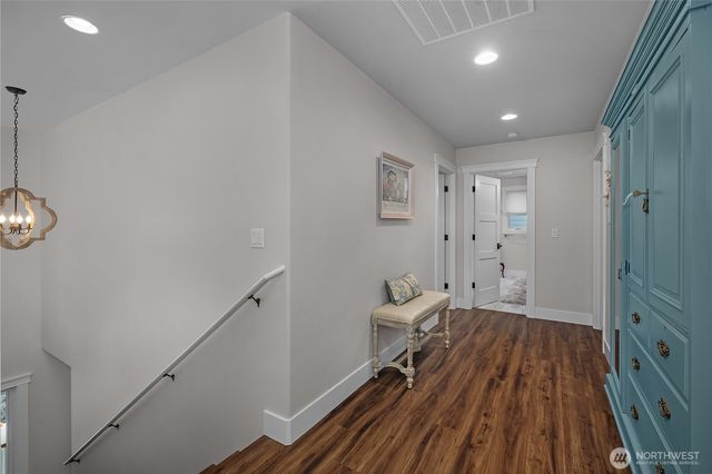1061 E Ballantrae Drive, Shelton, WA 98584