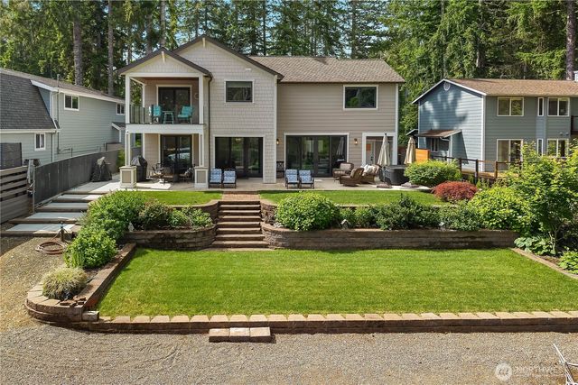 1061 E Ballantrae Drive, Shelton, WA 98584