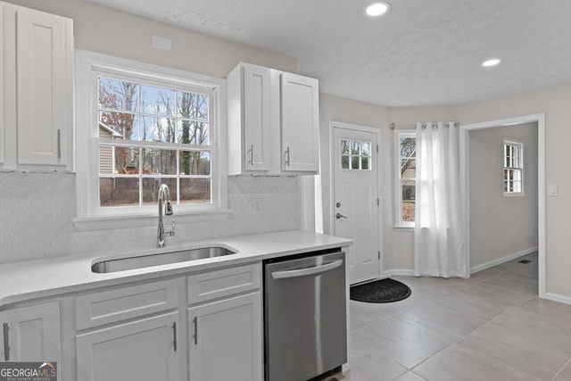 1811 Chantilly Court, Lawrenceville, GA 30043