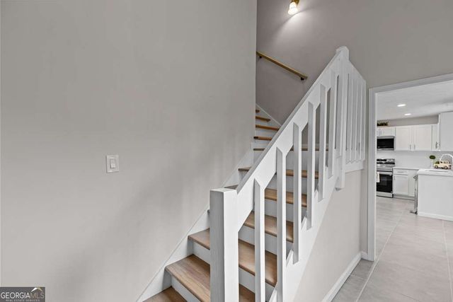 1811 Chantilly Court, Lawrenceville, GA 30043