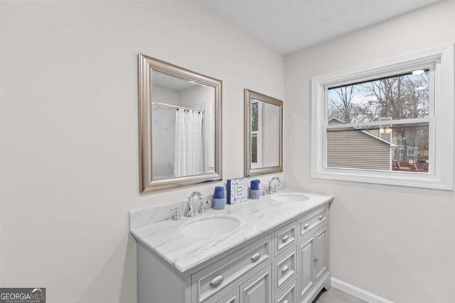 1811 Chantilly Court, Lawrenceville, GA 30043