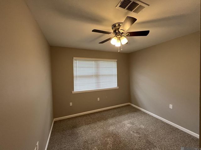139 Hickory St, Denham Springs, LA 70726