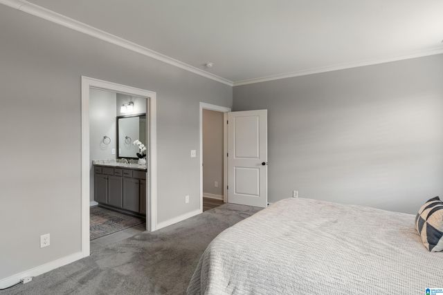 5644 BRAYDEN CIRCLE, Hoover, AL 35244