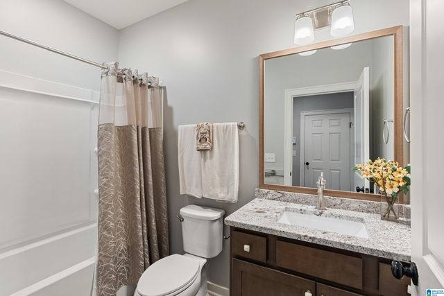 5644 BRAYDEN CIRCLE, Hoover, AL 35244