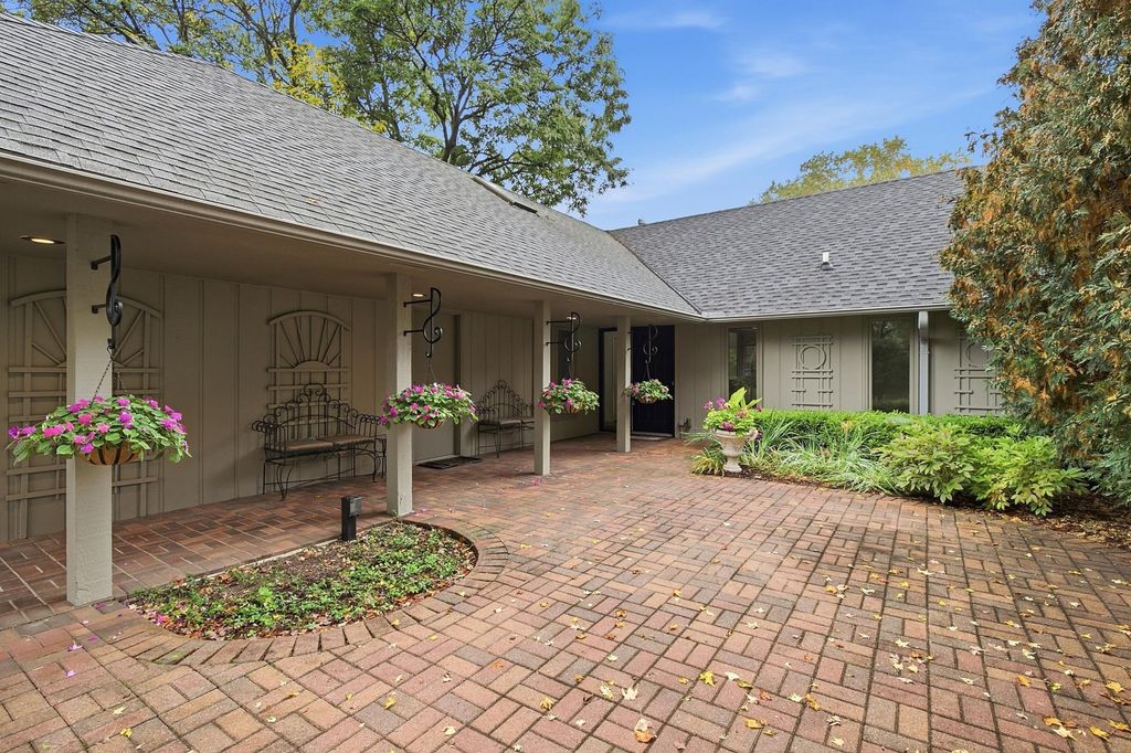 4890 Regents Walk, Excelsior, MN 55331 — photo 5
