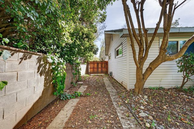 5408 Wildwood Way, Citrus Heights, CA 95610