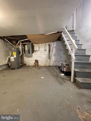 2610 S FRANKLIN ST, Philadelphia, PA 19148