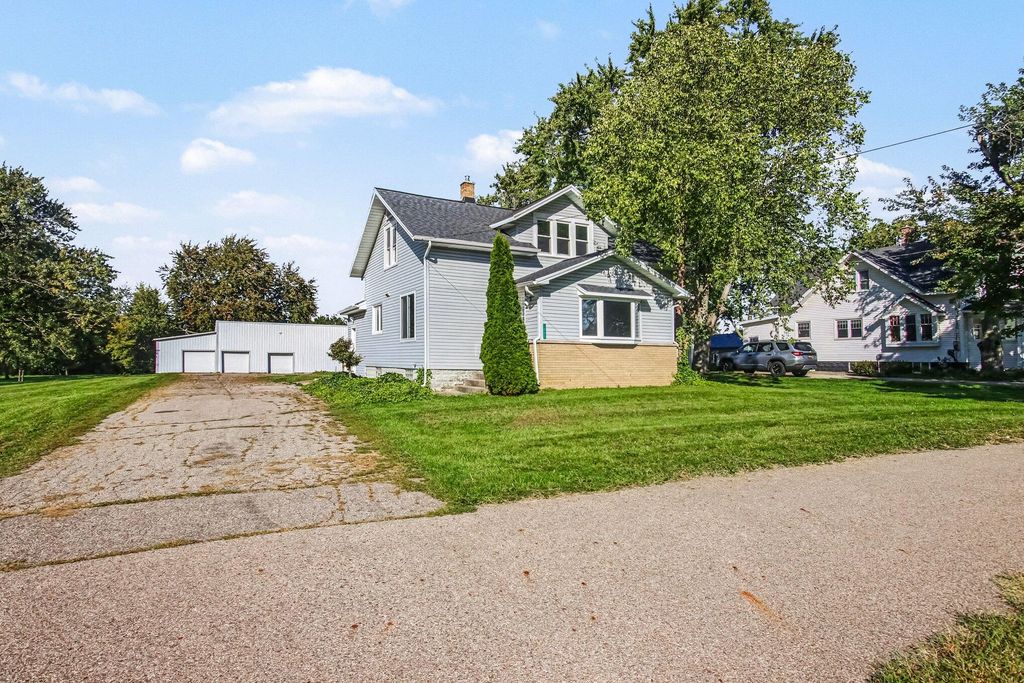 871 64th Avenue, Zeeland, MI 49464