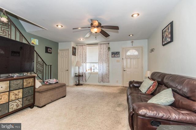4510 OAKMONT ST, Philadelphia, PA 19136