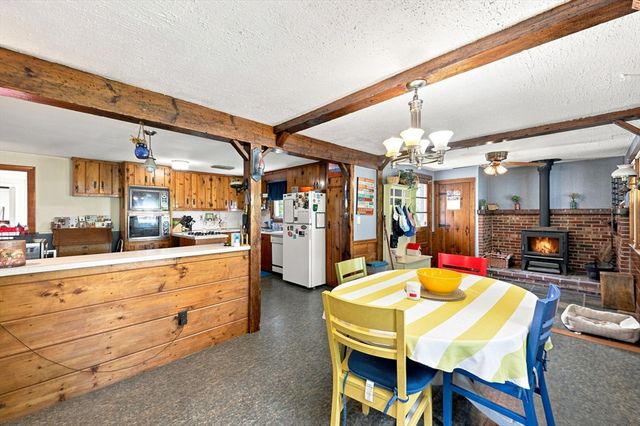124 E Meadow Rd, Lowell, MA 01854