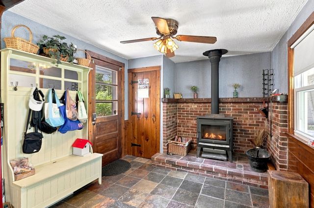 124 E Meadow Rd, Lowell, MA 01854