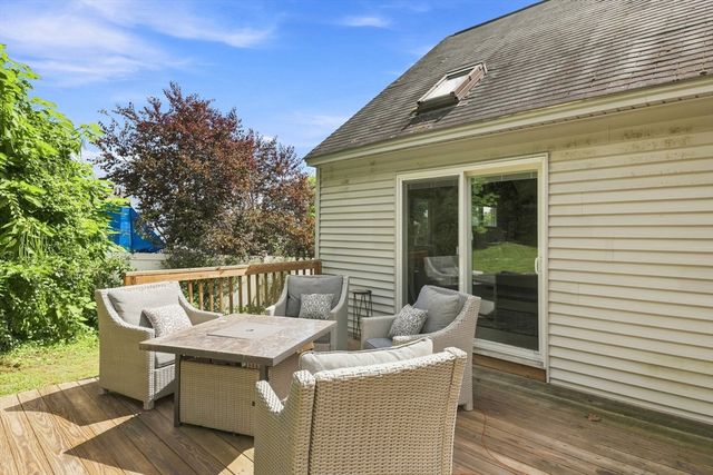 124 E Meadow Rd, Lowell, MA 01854