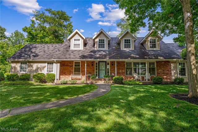 147 S Hayden Pky, Hudson, OH 44236