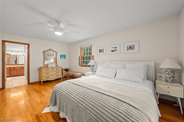 147 S Hayden Pky, Hudson, OH 44236