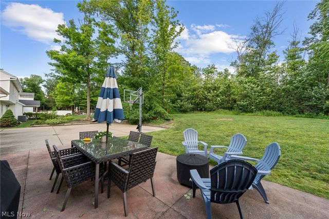 147 S Hayden Pky, Hudson, OH 44236