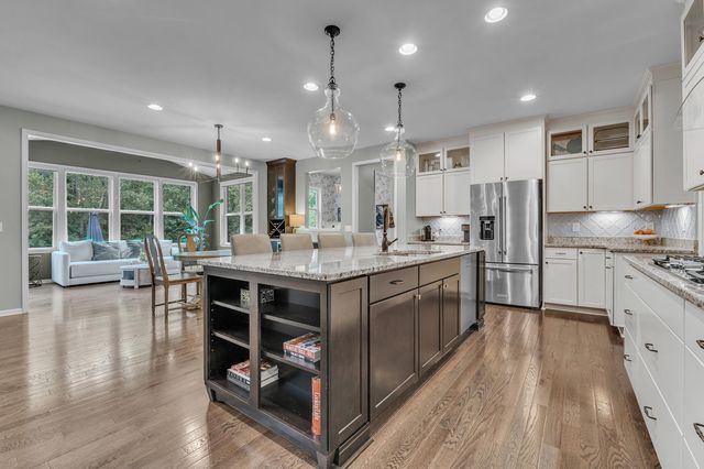 8377 Lindsey Lane, Canton Twp, MI 48187