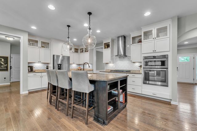 8377 Lindsey Lane, Canton Twp, MI 48187