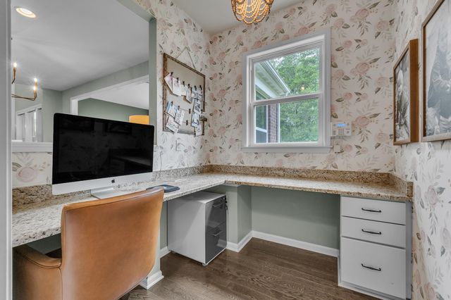 8377 Lindsey Lane, Canton Twp, MI 48187