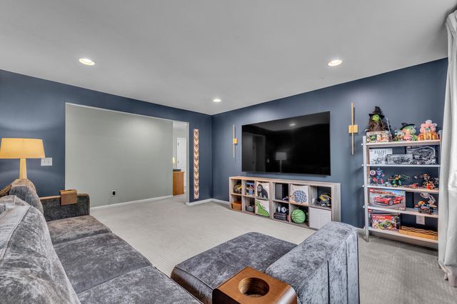 8377 Lindsey Lane, Canton Twp, MI 48187
