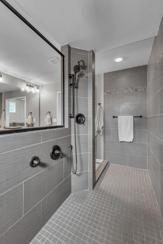 8377 Lindsey Lane, Canton Twp, MI 48187