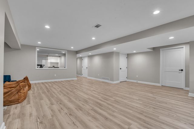 8377 Lindsey Lane, Canton Twp, MI 48187