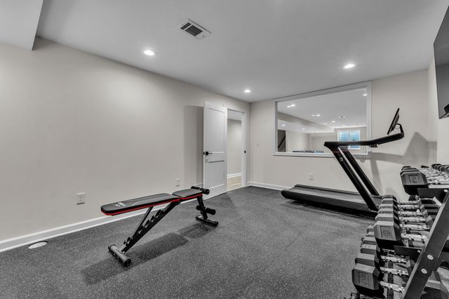8377 Lindsey Lane, Canton Twp, MI 48187