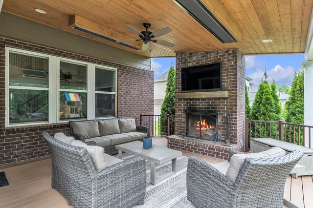 8377 Lindsey Lane, Canton Twp, MI 48187